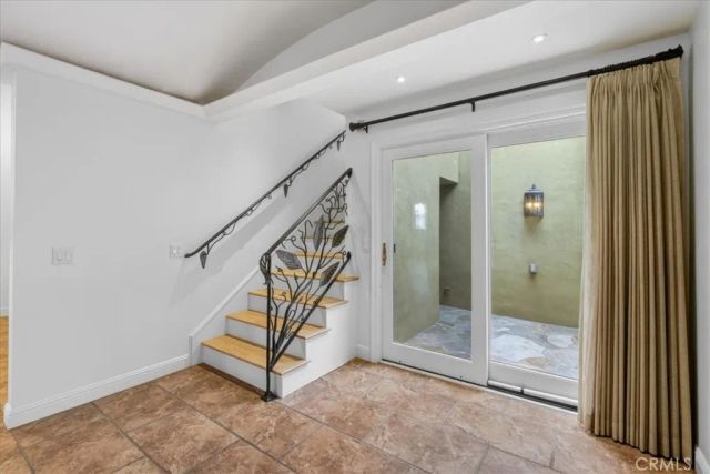 5580 E Saint Irmo Walk, Long Beach, CA 90803