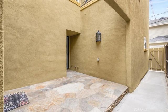 5580 E Saint Irmo Walk, Long Beach, CA 90803