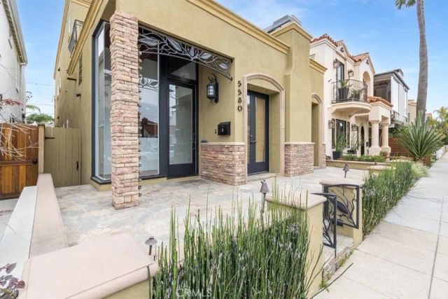 5580 E Saint Irmo Walk, Long Beach, CA 90803