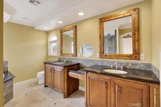 5580 E Saint Irmo Walk, Long Beach, CA 90803
