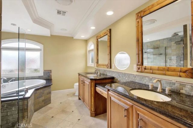 5580 E Saint Irmo Walk, Long Beach, CA 90803