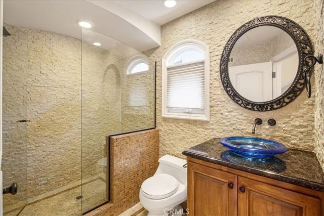 5580 E Saint Irmo Walk, Long Beach, CA 90803