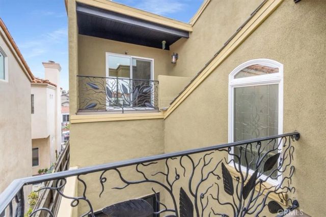 5580 E Saint Irmo Walk, Long Beach, CA 90803