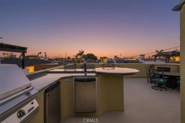 5580 E Saint Irmo Walk, Long Beach, CA 90803