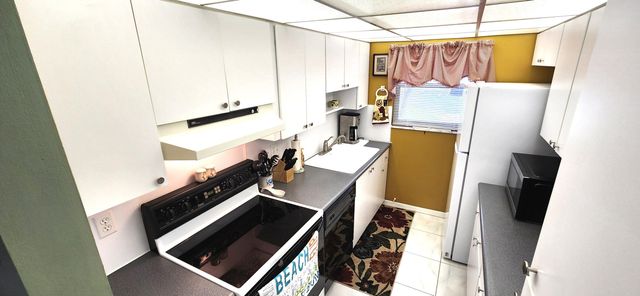 1042 NORTH Drive D, Delray Beach, FL 33445