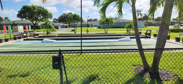 1042 NORTH Drive D, Delray Beach, FL 33445