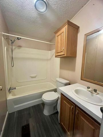 150 Oak Forest DR, Cedar Creek, TX 78612