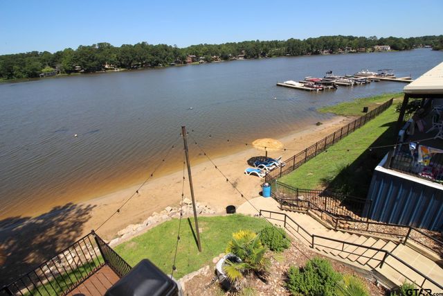 1368 W Hideaway Ln., Hideaway, TX 75771