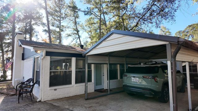 1368 W Hideaway Ln., Hideaway, TX 75771