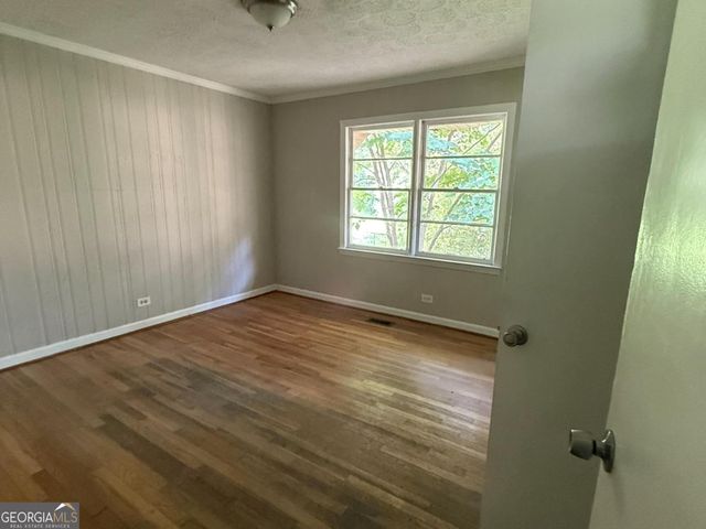 7205 Lakeview Drive SW, Covington, GA 30014
