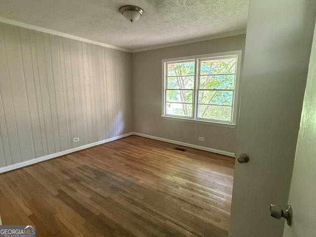 7205 Lakeview Drive SW, Covington, GA 30014