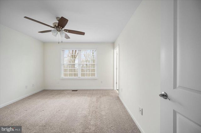 25 DEER TRAIL RD, Front Royal, VA 22630