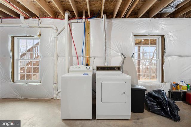 25 DEER TRAIL RD, Front Royal, VA 22630