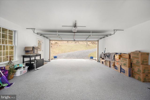 25 DEER TRAIL RD, Front Royal, VA 22630