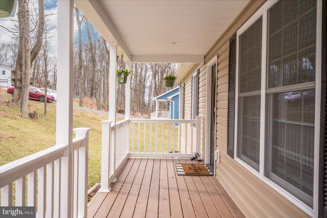 25 DEER TRAIL RD, Front Royal, VA 22630