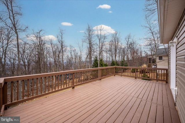 25 DEER TRAIL RD, Front Royal, VA 22630