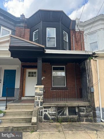 2734 W THOMPSON ST