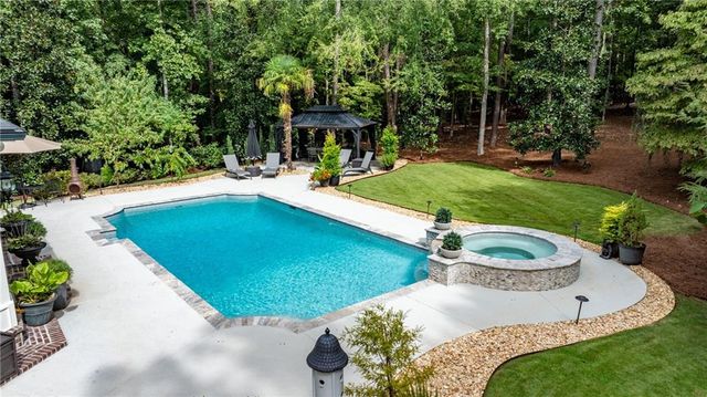 804 Ridgestone Court, Peachtree City, GA 30269