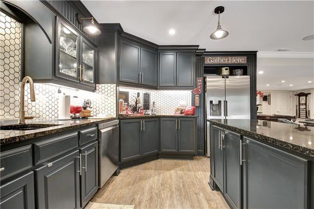 804 Ridgestone Court, Peachtree City, GA 30269