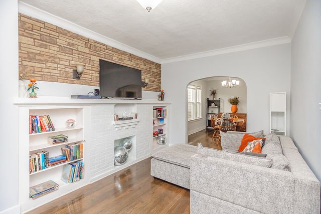 6339 S Troy Street, Chicago, IL 60629