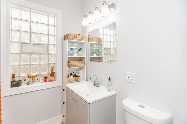 6339 S Troy Street, Chicago, IL 60629