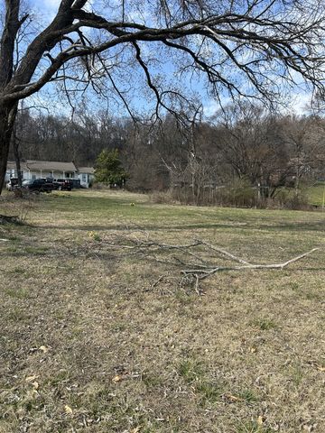 3651 E McEwen Dr, Franklin, TN 37067