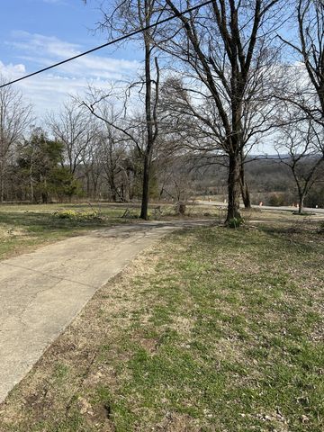 3651 E McEwen Dr, Franklin, TN 37067