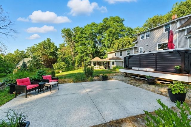 56 Frost Road, Tyngsborough, MA 01879