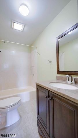151 South 7th Ave, Manville Boro, NJ 08835
