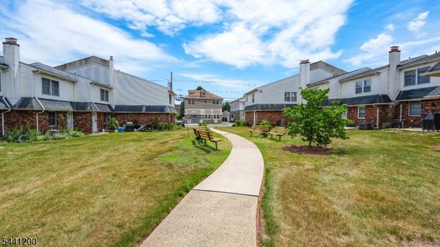 151 South 7th Ave, Manville Boro, NJ 08835