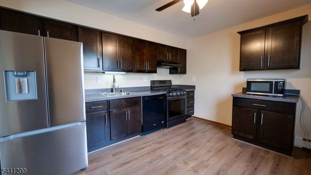 151 South 7th Ave, Manville Boro, NJ 08835