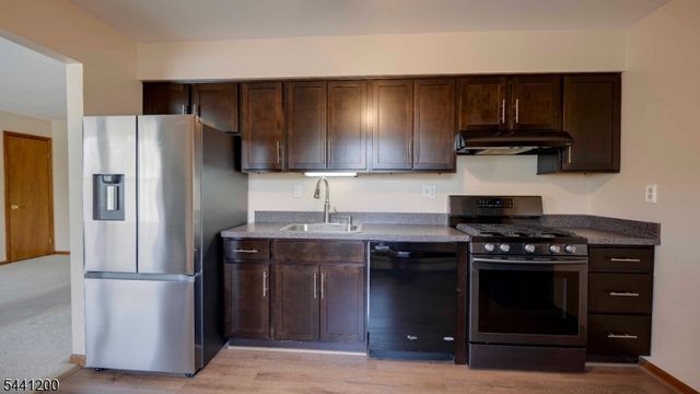 151 South 7th Ave, Manville Boro, NJ 08835