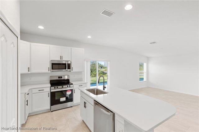 6151 Monegro Street, Sebring, FL 33872