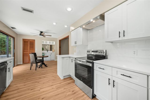 4216 NW 65TH TERRACE, Gainesville, FL 32606
