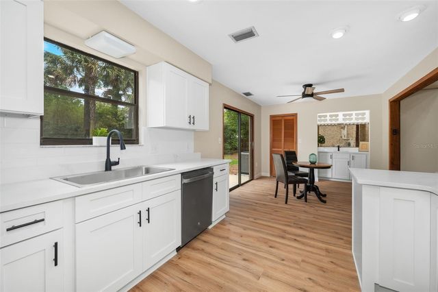4216 NW 65TH TERRACE, Gainesville, FL 32606