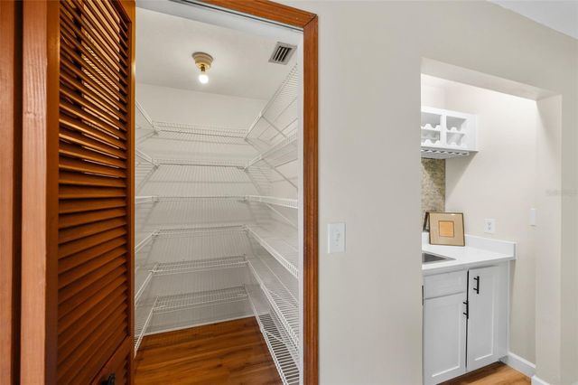 4216 NW 65TH TERRACE, Gainesville, FL 32606