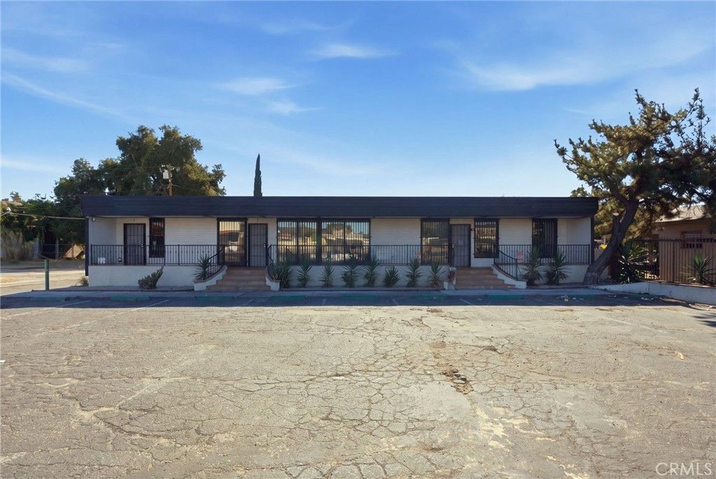 31120 Riverside, Lake Elsinore, CA 92530 — exterior