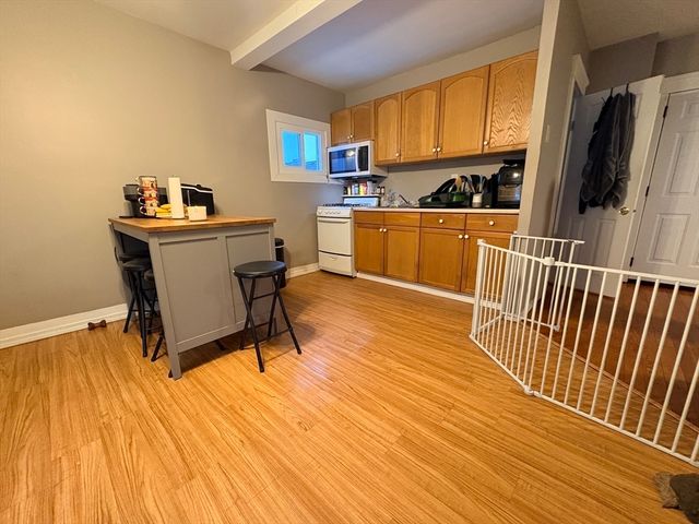 1350 Rodman St, Fall River, MA 02721