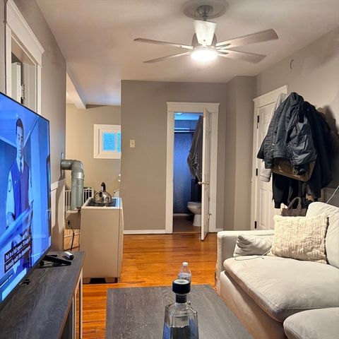 1350 Rodman St, Fall River, MA 02721