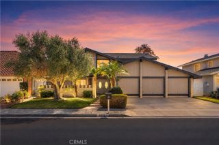 8452 Compton, Huntington Beach, CA 92646