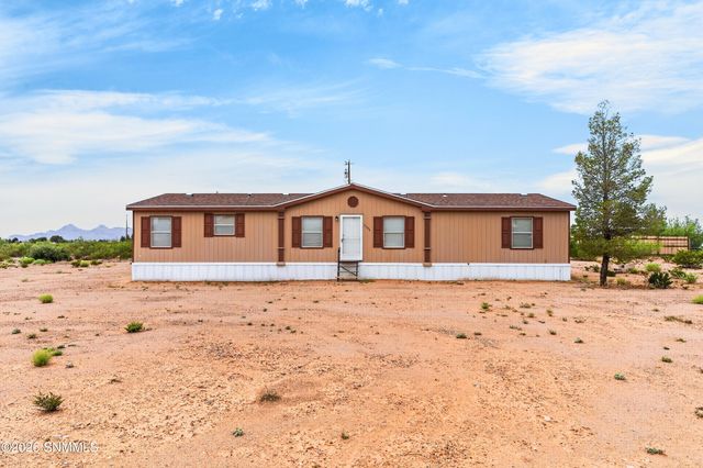 5309 Lonewolf Court, Las Cruces, NM 88011