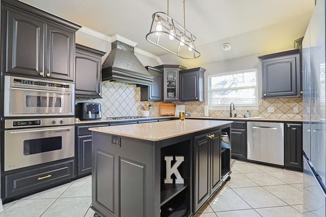 1605 Spyglass, Longview, TX 75605