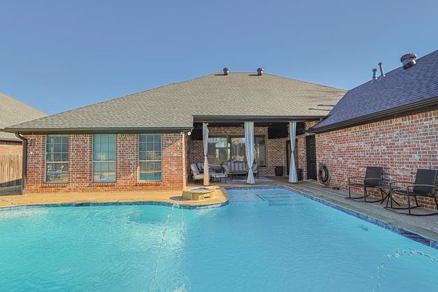 1605 Spyglass, Longview, TX 75605