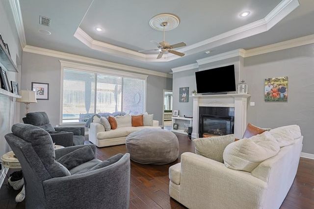 1605 Spyglass, Longview, TX 75605