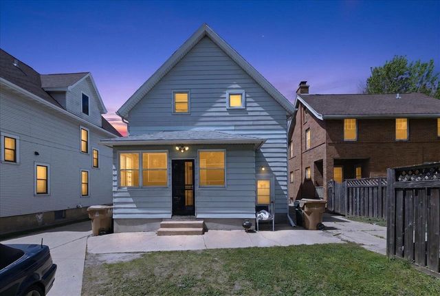1913 Washington Avenue, Madison, WI 53704