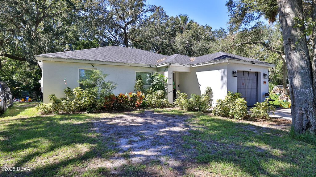 324 N Caroline Street, Daytona Beach, FL 32114
