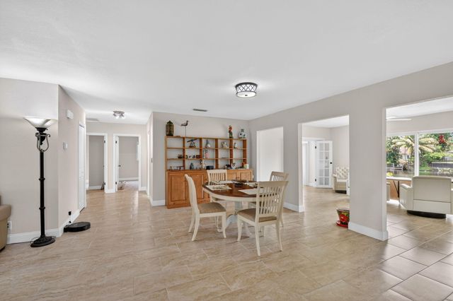 1262 Essex Drive, Wellington, FL 33414
