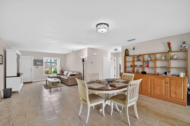 1262 Essex Drive, Wellington, FL 33414