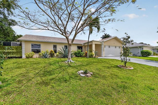 1262 Essex Drive, Wellington, FL 33414