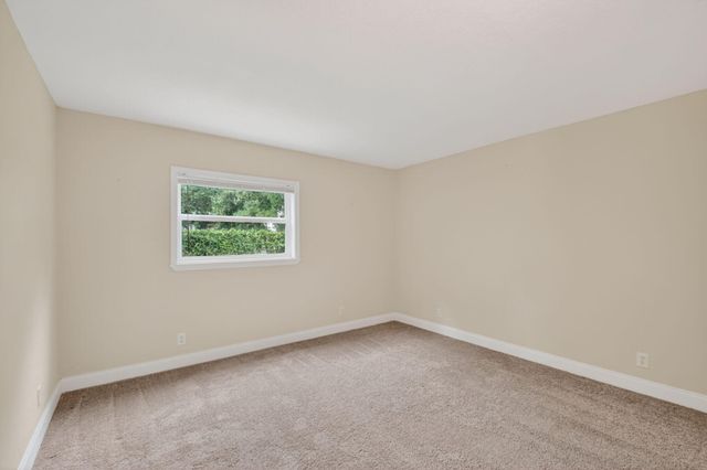 1262 Essex Drive, Wellington, FL 33414